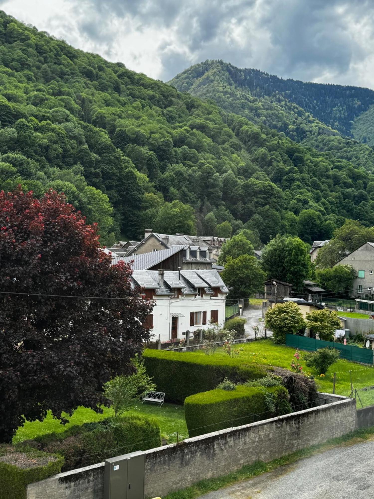 L'Appart Du Maupas, T3, Wifi, Parking Bagneres-de-Luchon Ngoại thất bức ảnh